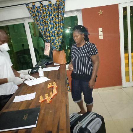 Senateur Hotel Agontinkon Cotonou Exteriör bild