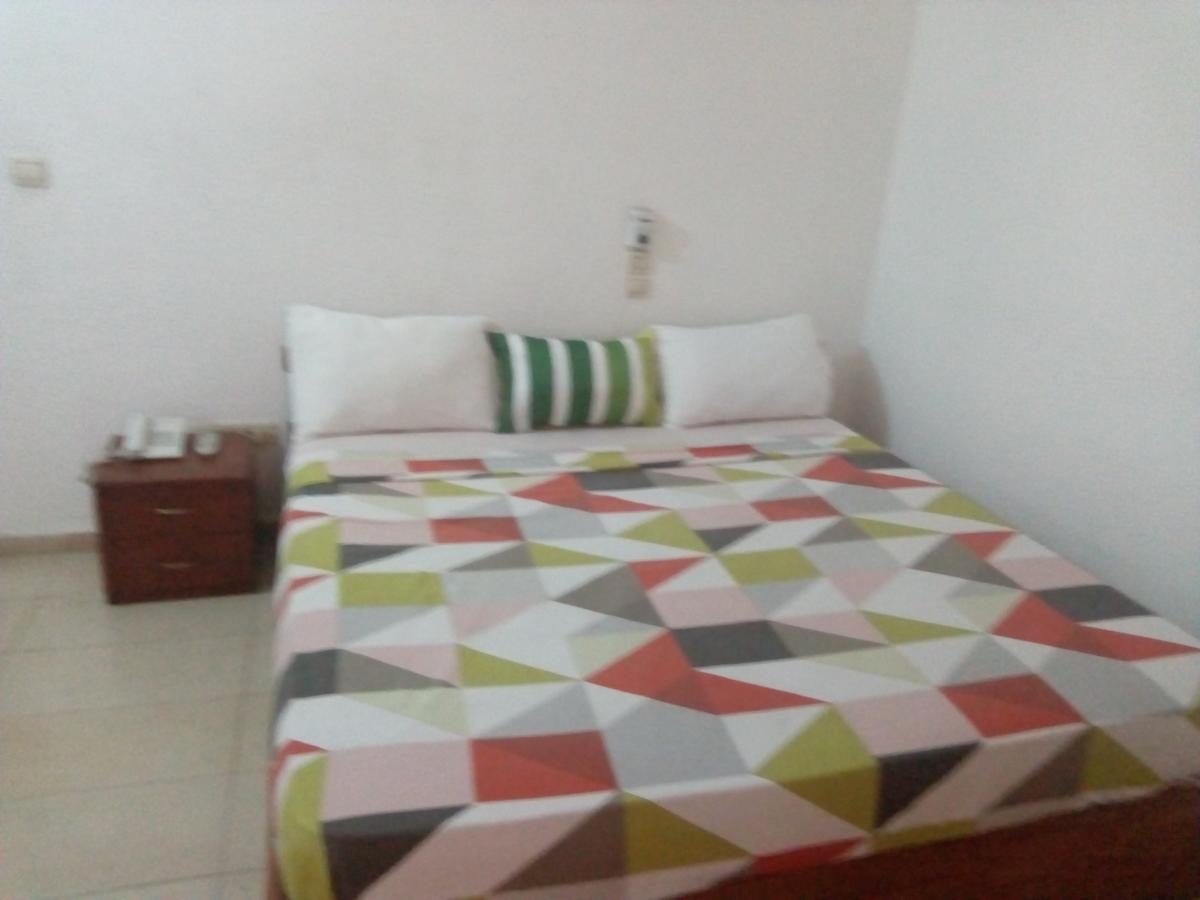Senateur Hotel Agontinkon Cotonou Exteriör bild