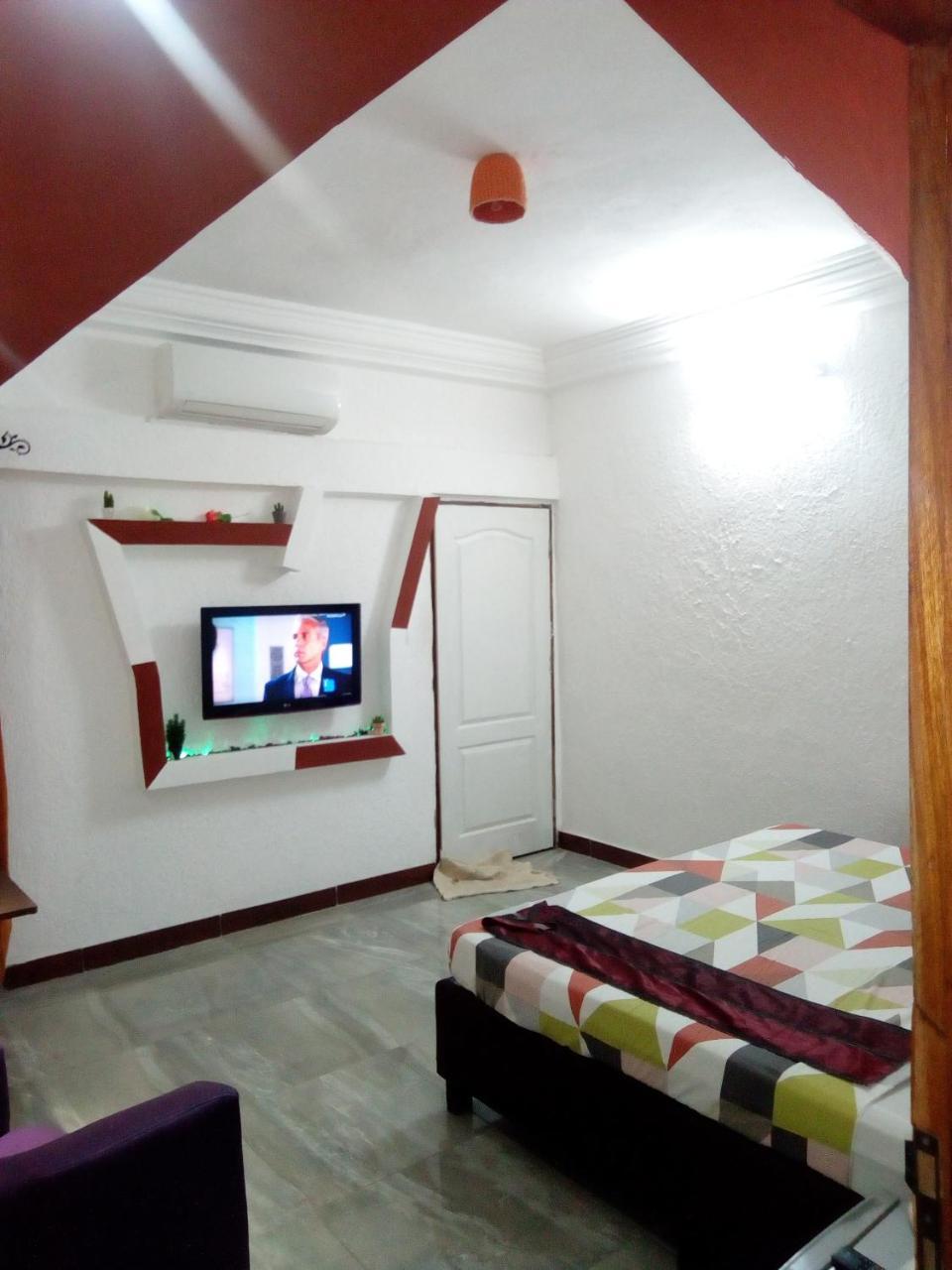 Senateur Hotel Agontinkon Cotonou Exteriör bild