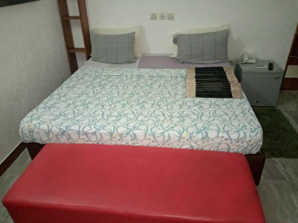 Senateur Hotel Agontinkon Cotonou Exteriör bild