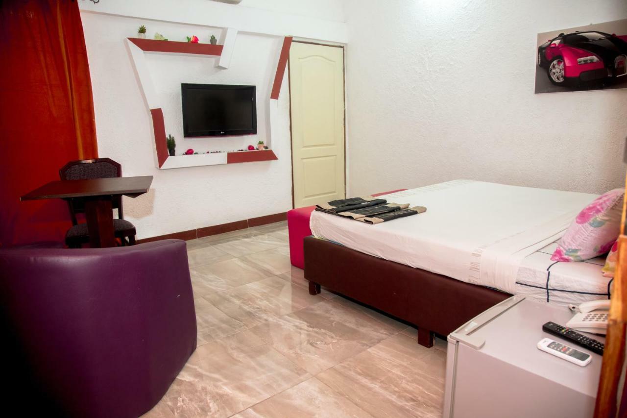 Senateur Hotel Agontinkon Cotonou Exteriör bild