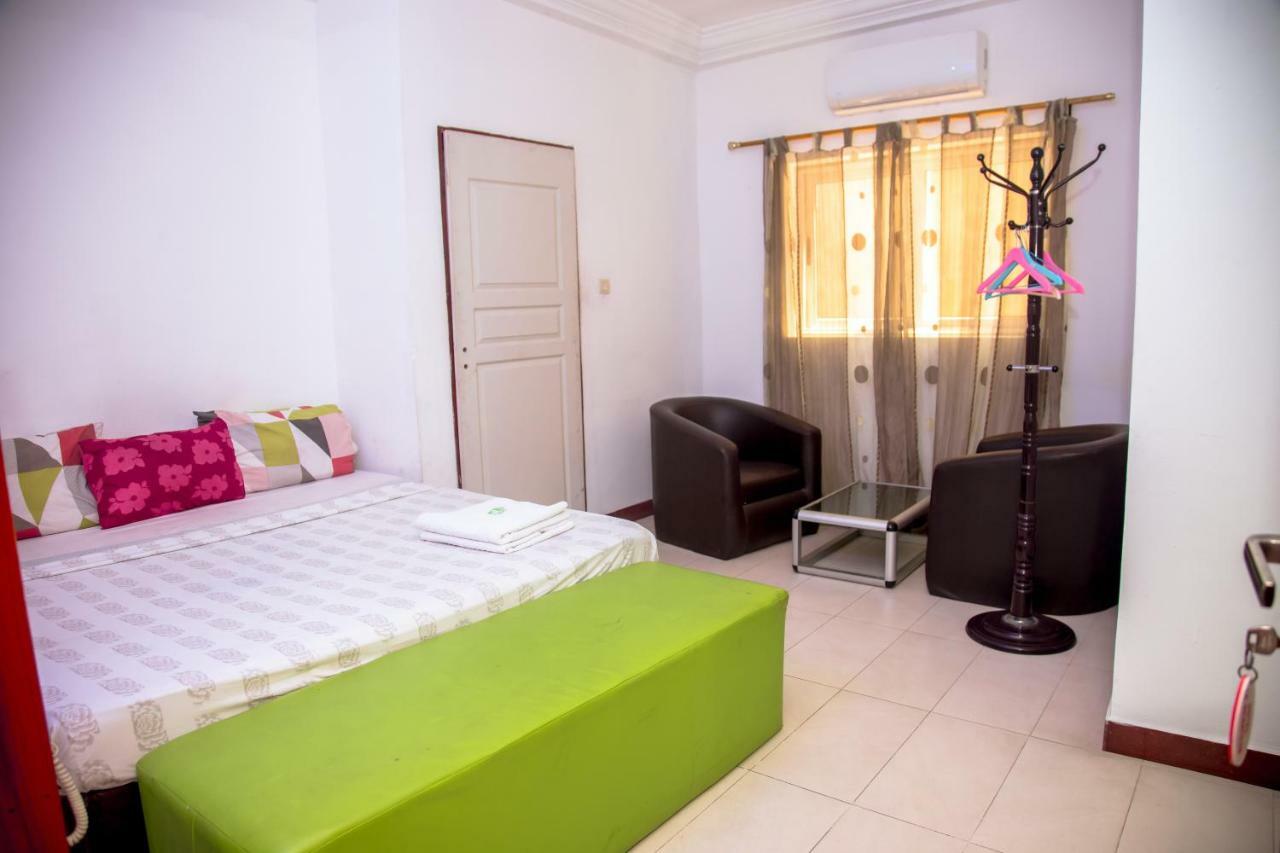 Senateur Hotel Agontinkon Cotonou Exteriör bild