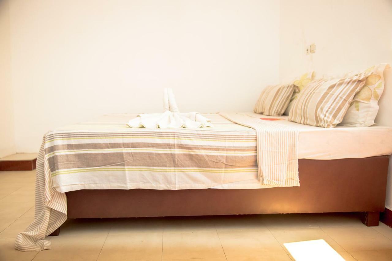 Senateur Hotel Agontinkon Cotonou Exteriör bild